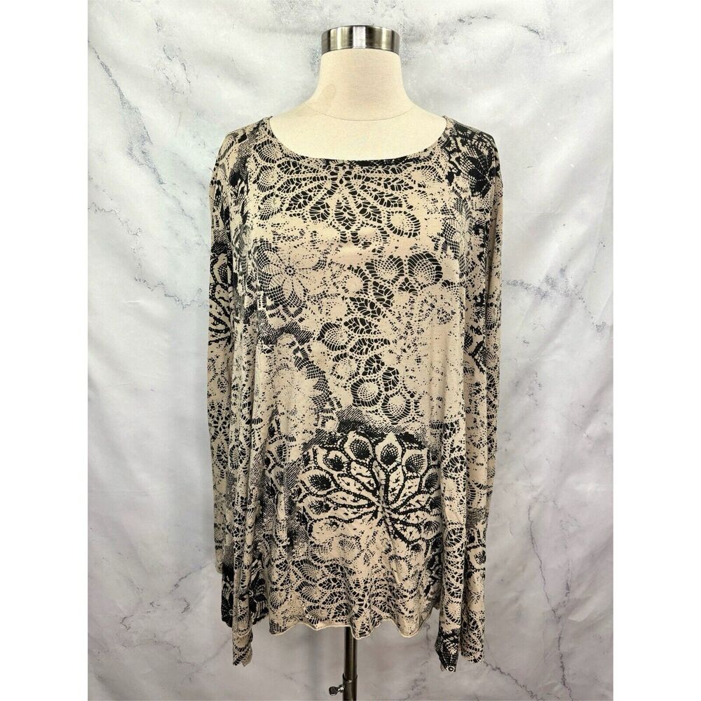 Peruvian Connection Beige and Black Lace-Print Long Sleeve Tunic